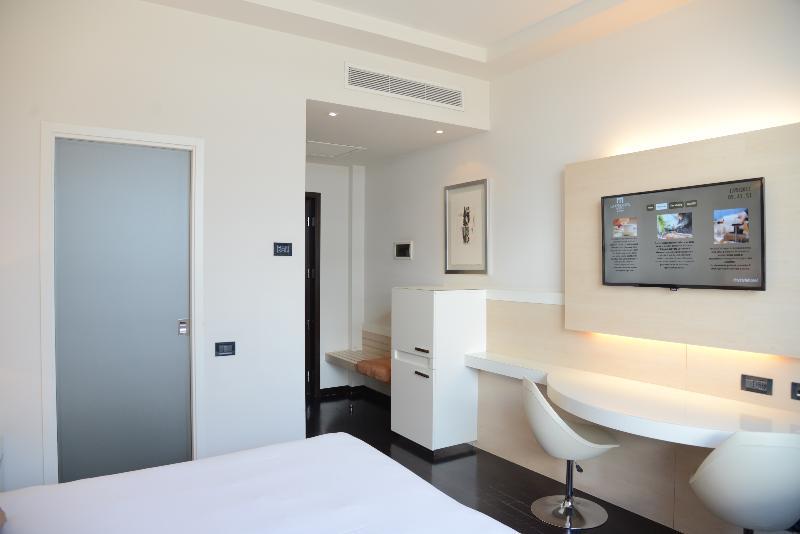 Hotel La Favorita Mantua Buitenkant foto
